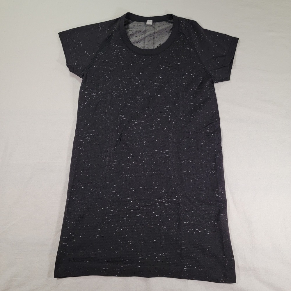 Lululemon Swiftly Tech Short Sleeve Crew Black White Speckle Space Dye Size 6